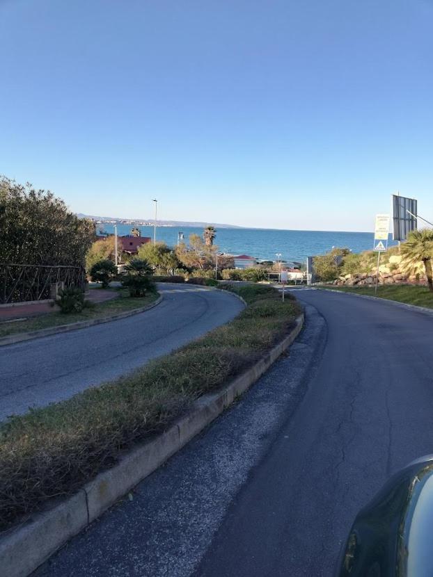 Residenza Anna Maria Apartment Crotone Exterior photo